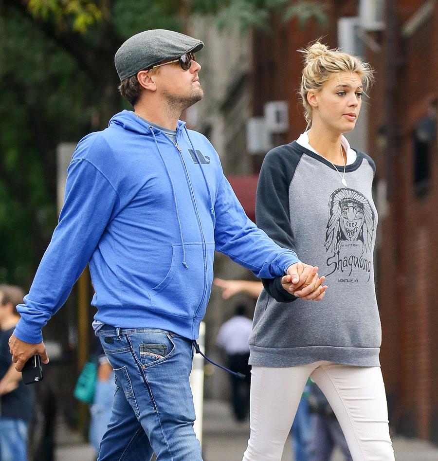 Leonardo DiCaprio Takes Girlfriend Kelly Rohrbach Out For Romantic City ...