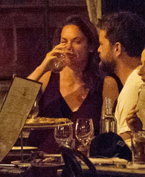 joshua jackson ruth wilson romantic dinner date