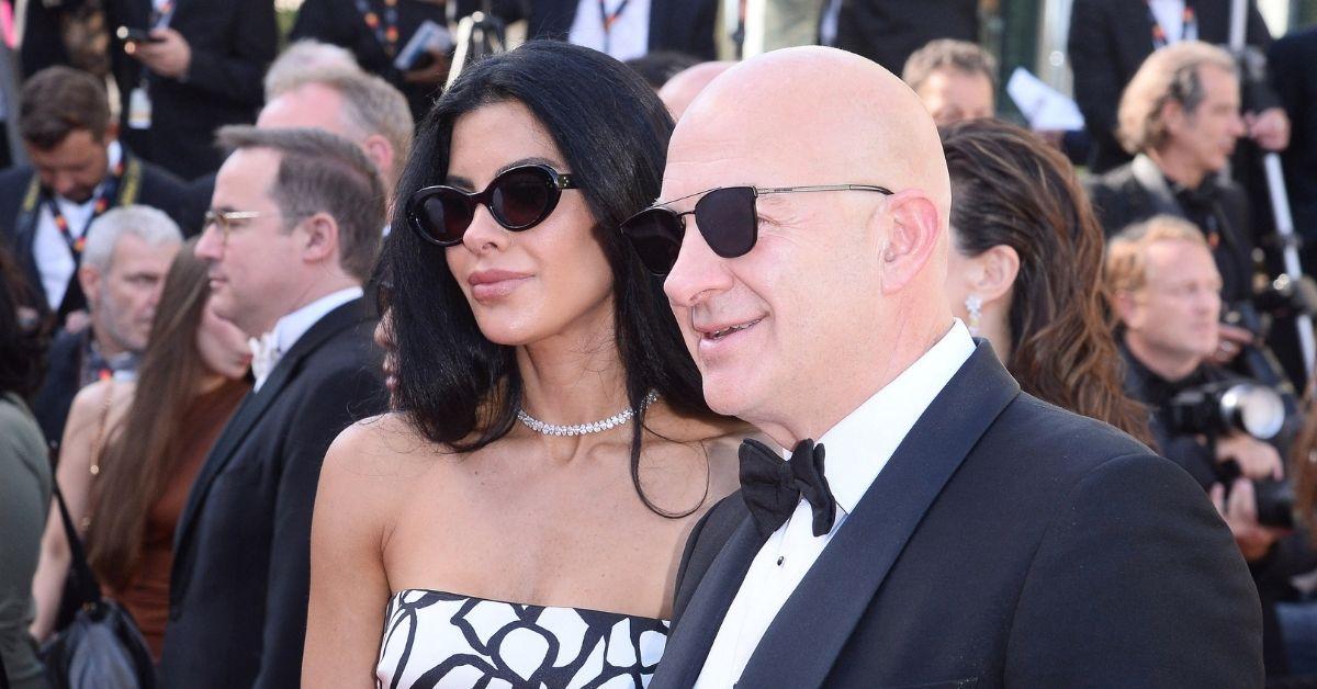 Photo of Jeff Bezos and Lauren Sanchez