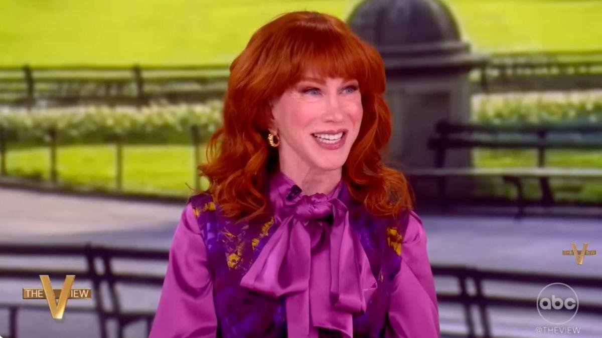 Photo of Kathy Griffin feels she's been 'uncanceled' after her infamous 2017 scandal.