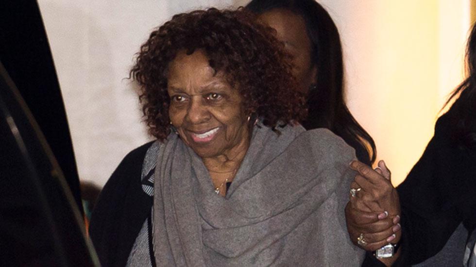 Cissy Houston Leaves Hospital