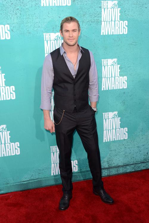 Mtv movie awards guys june4 0004_ _1.jpg