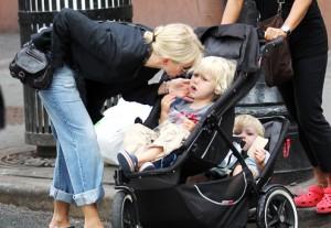 2010__07__Naomi_Watts_July15_6280 copy 300×207.jpg