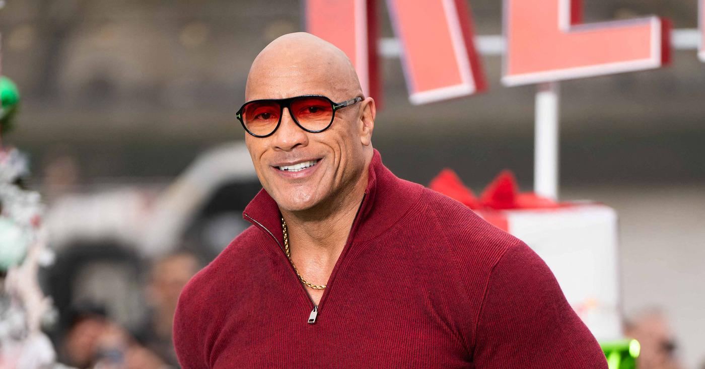 dwayne johnson late set pee bottles