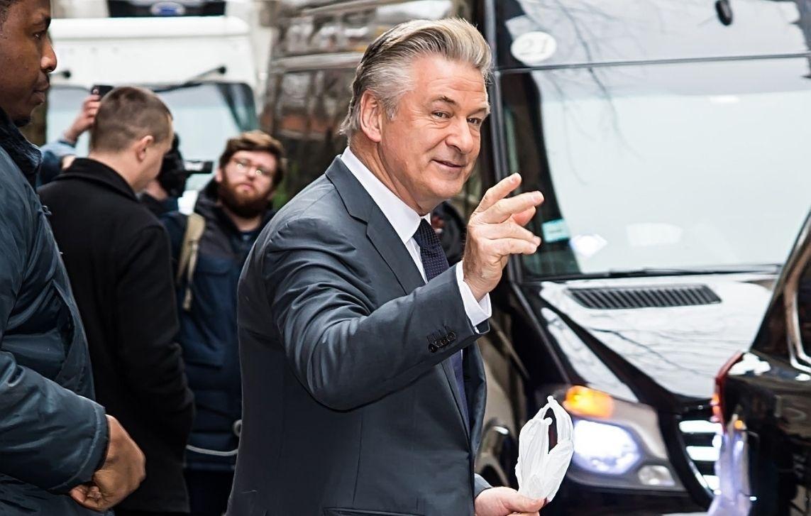 alec baldwin rust producers file dismiss lawsuit