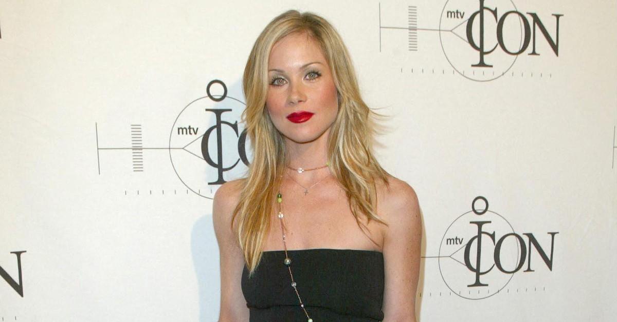 christina applegate hospitalized  times scary ms battle