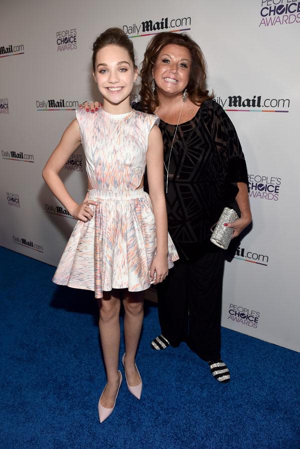 Maddie ziegler wins peoples choice award 04