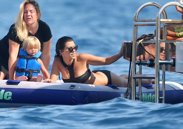 kourtney kardashian sexy black bikini vacation yacht photos