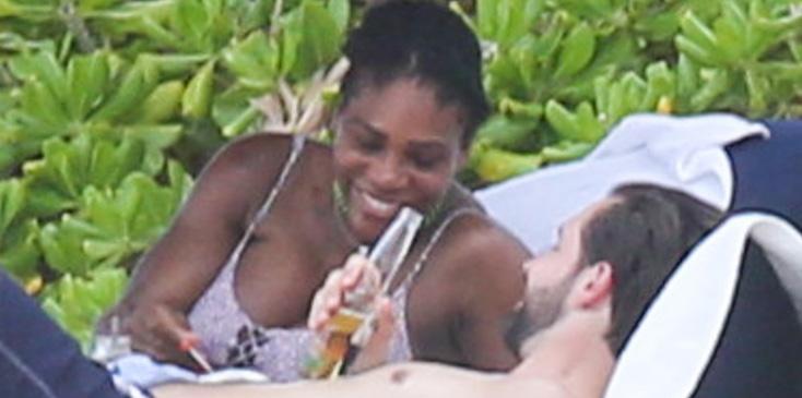 *PREMIUM EXCLUSIVE* Parents to be Serena Williams and Alexis Ohanian cozy up on the beach