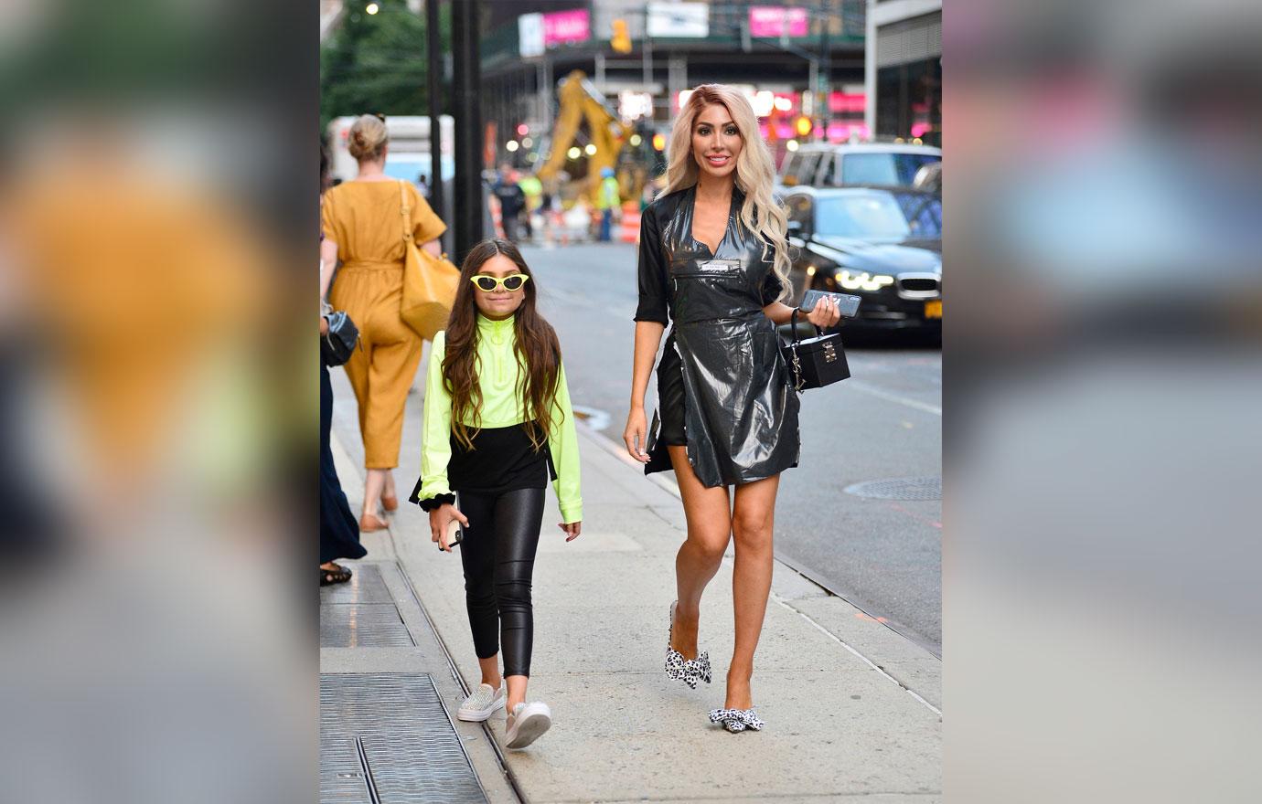 farrah-abraham-daughter-sophia-instagram-video-slammed-by-fans-inappropriate