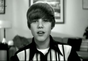 2010__08__Justin_Bieber_Aug17news 300&#215;208.jpg