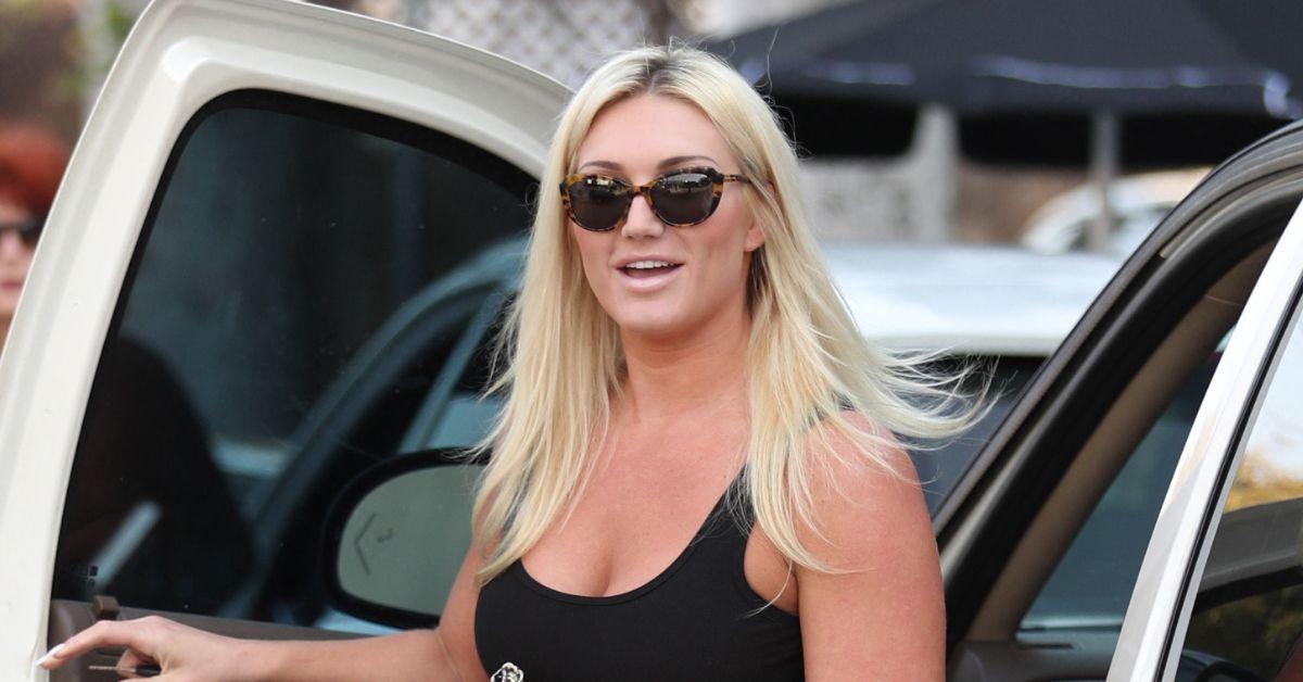 image of Brooke Hogan's interest grew after seeing high ratings on a celebrity foot website.