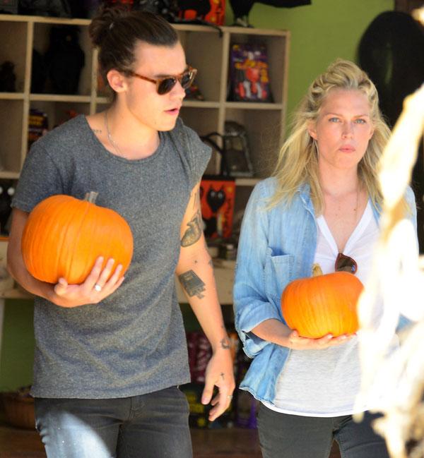 Harry styles pumpkin girl