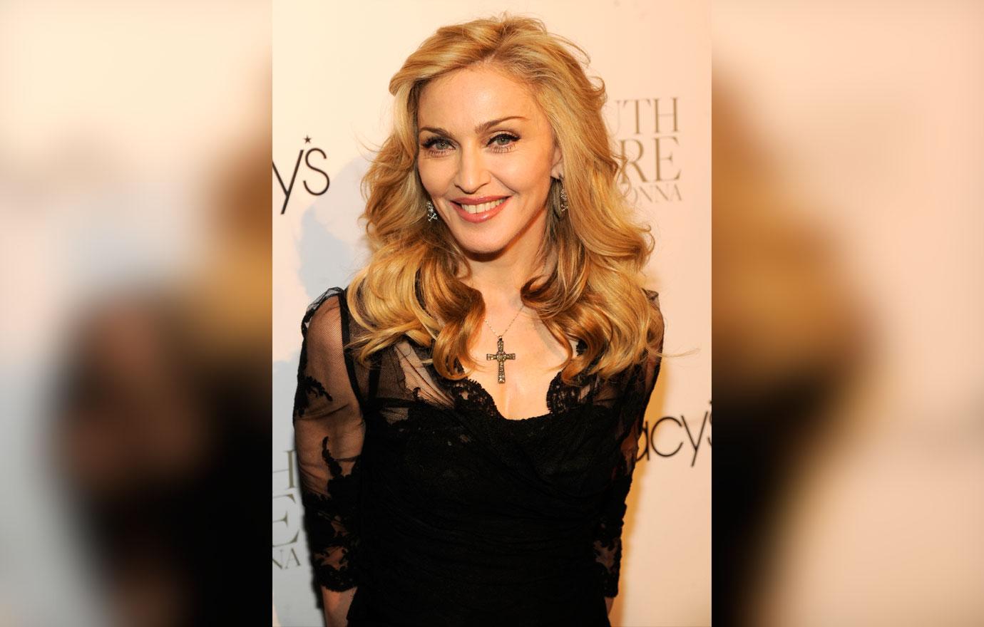 Madonna Looks Completely Unrecognizable in New Photos With Pink Hair –  SheKnows