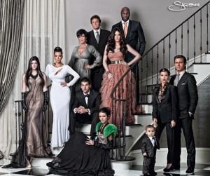 2010__12__Kardashian_Christmas_Card_Dec15news 300×292.jpg