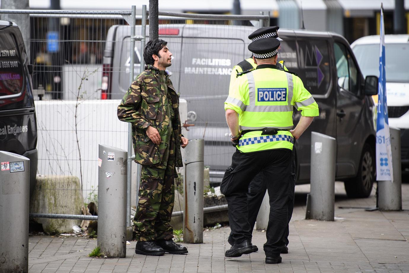 Manchester Bombing Police Arrest Suspects 06