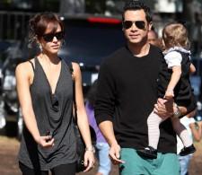 2009__11__fp_3925913_alba_jessica_cad_103109 225×195.jpg