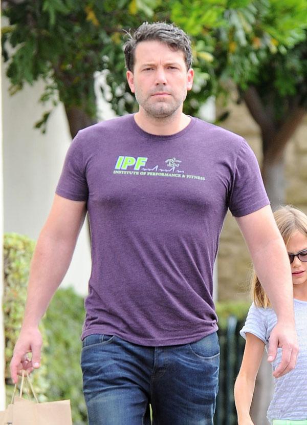 FFN_KAEFREE_Affleck_B_10182015_51882273