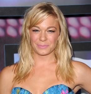 2010__07__LeAnn_Rimes_July19news01 292&#215;300.jpg