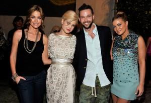 2010__09__Chris_Benz_Sept13newsne 300×205.jpg