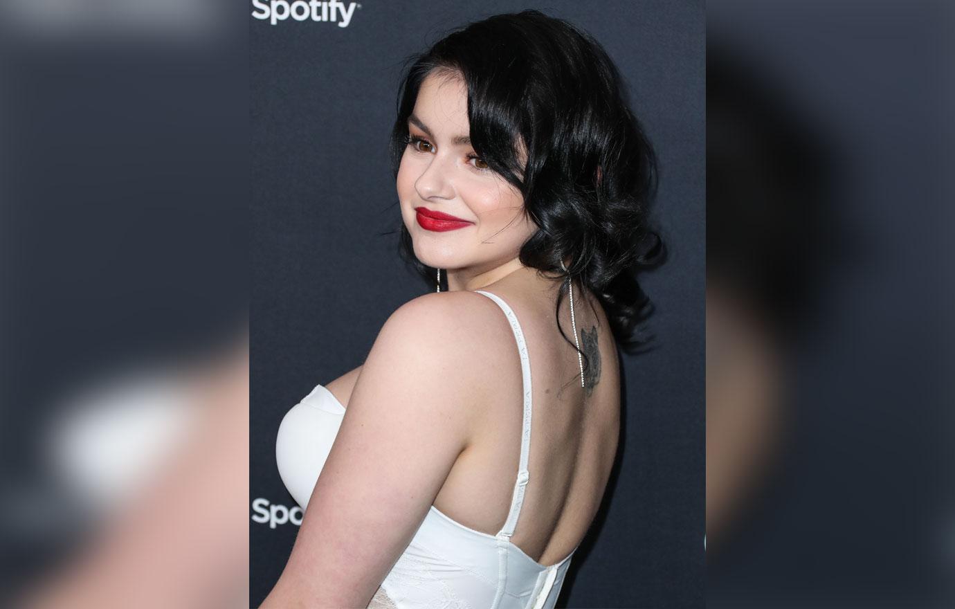 Ariel Winter Rocks Unbuttoned Top In LA