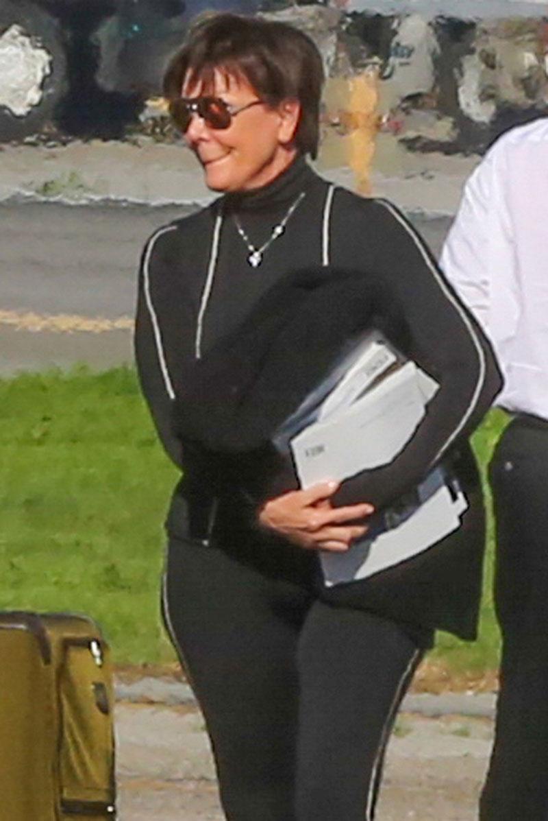 kris jenner naked leggings