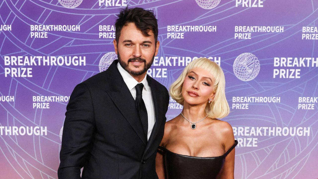 Image of Christina Aguilera and her fiancé enjoyed an Italian getaway.