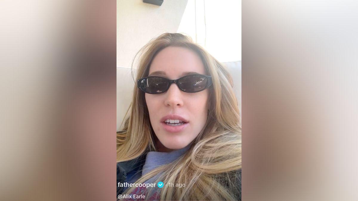 Image of Alex Cooper dragged Alix Earle on TikTok.