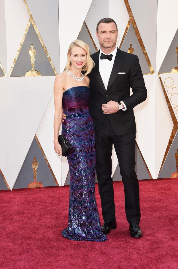 naomi watts 2016 oscars red carpet arrivals