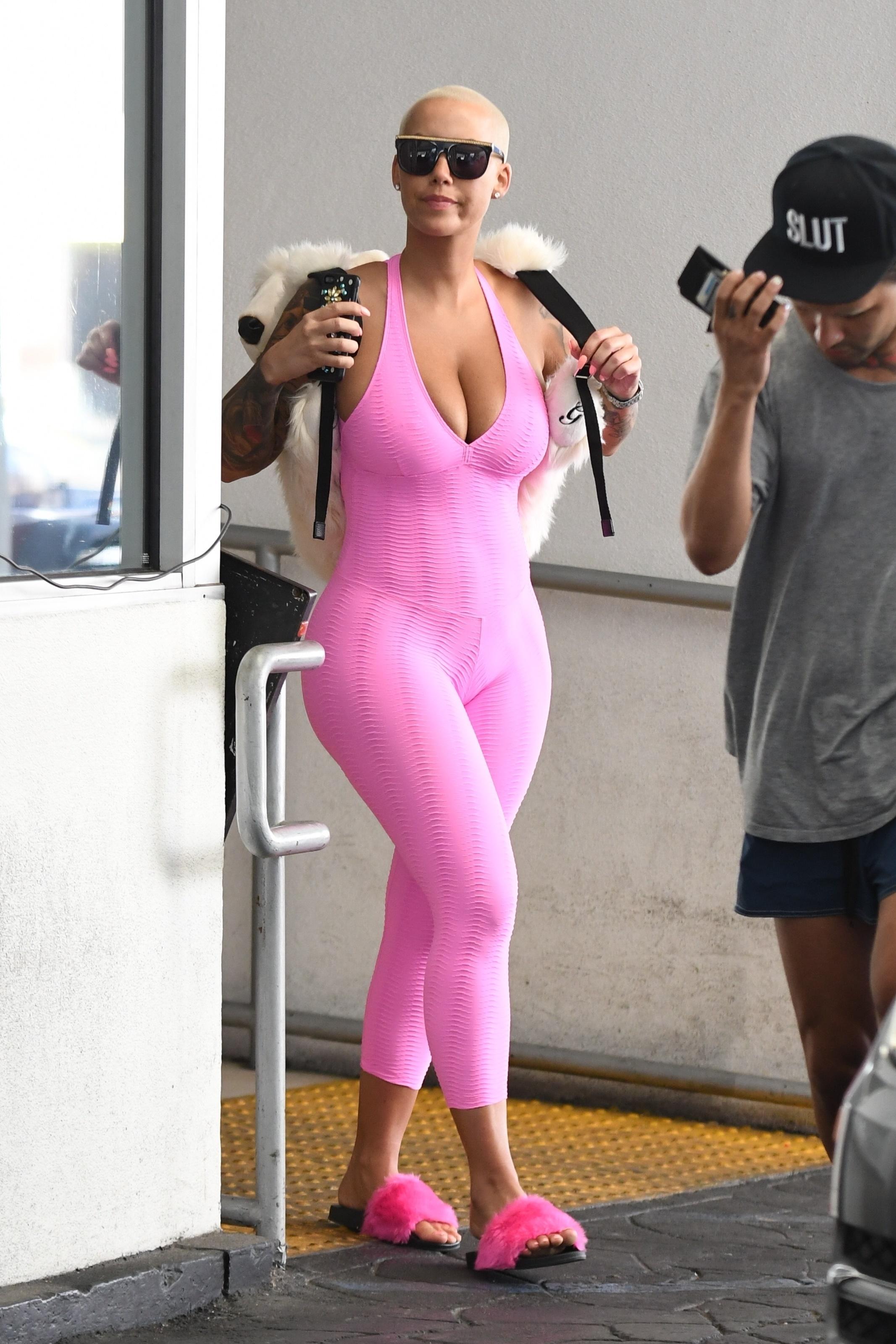 *EXCLUSIVE* Amber Rose exits a dermatology center in 90210