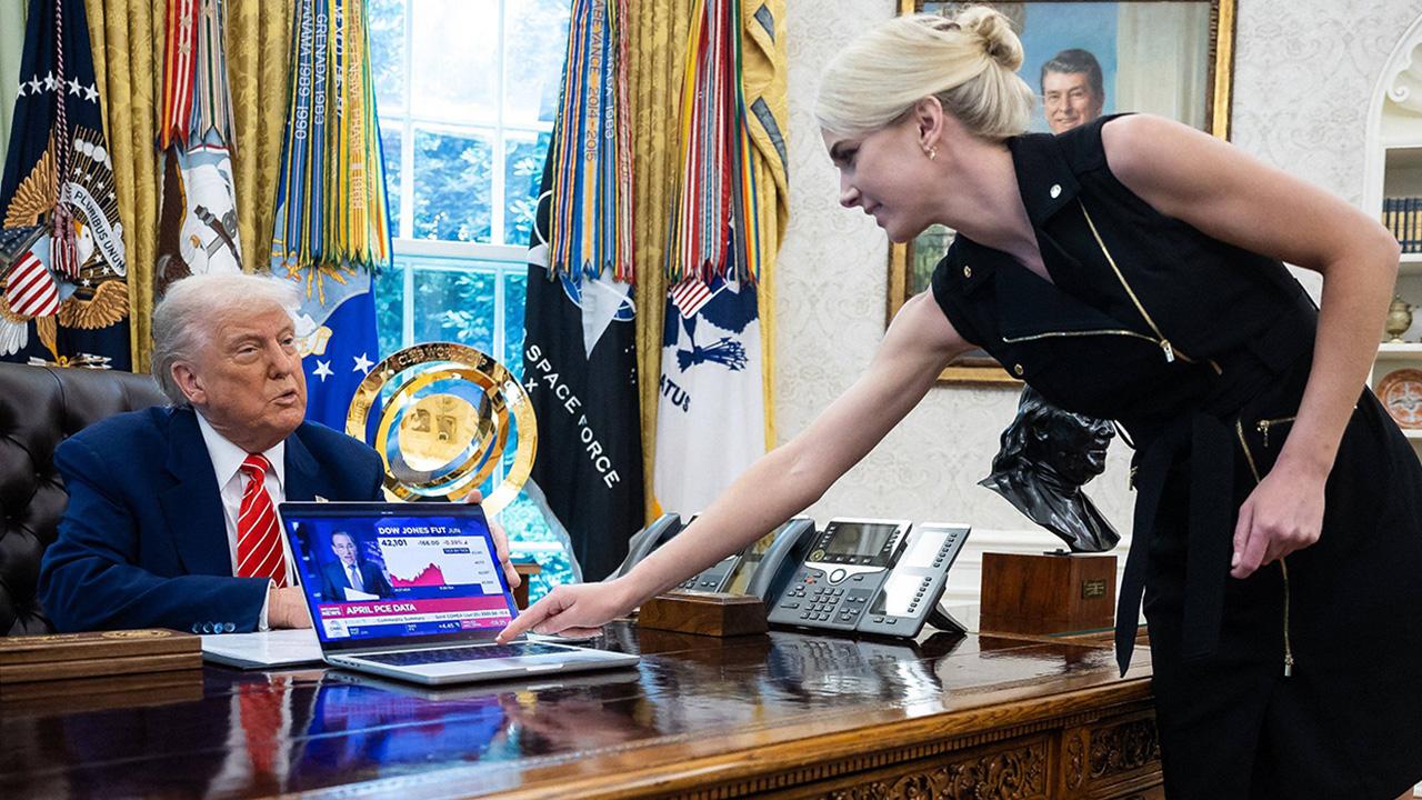 Donald Trump,Natalie Harp