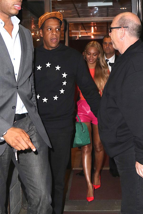 Beyonce neon colors date night4