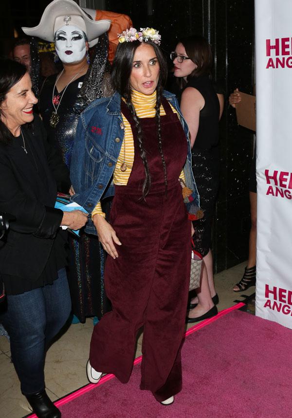 Demi moore ugly clothes hedwig opening night 07