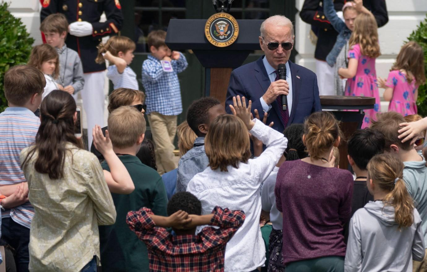 joe biden saved by child struggling memory awkward moment