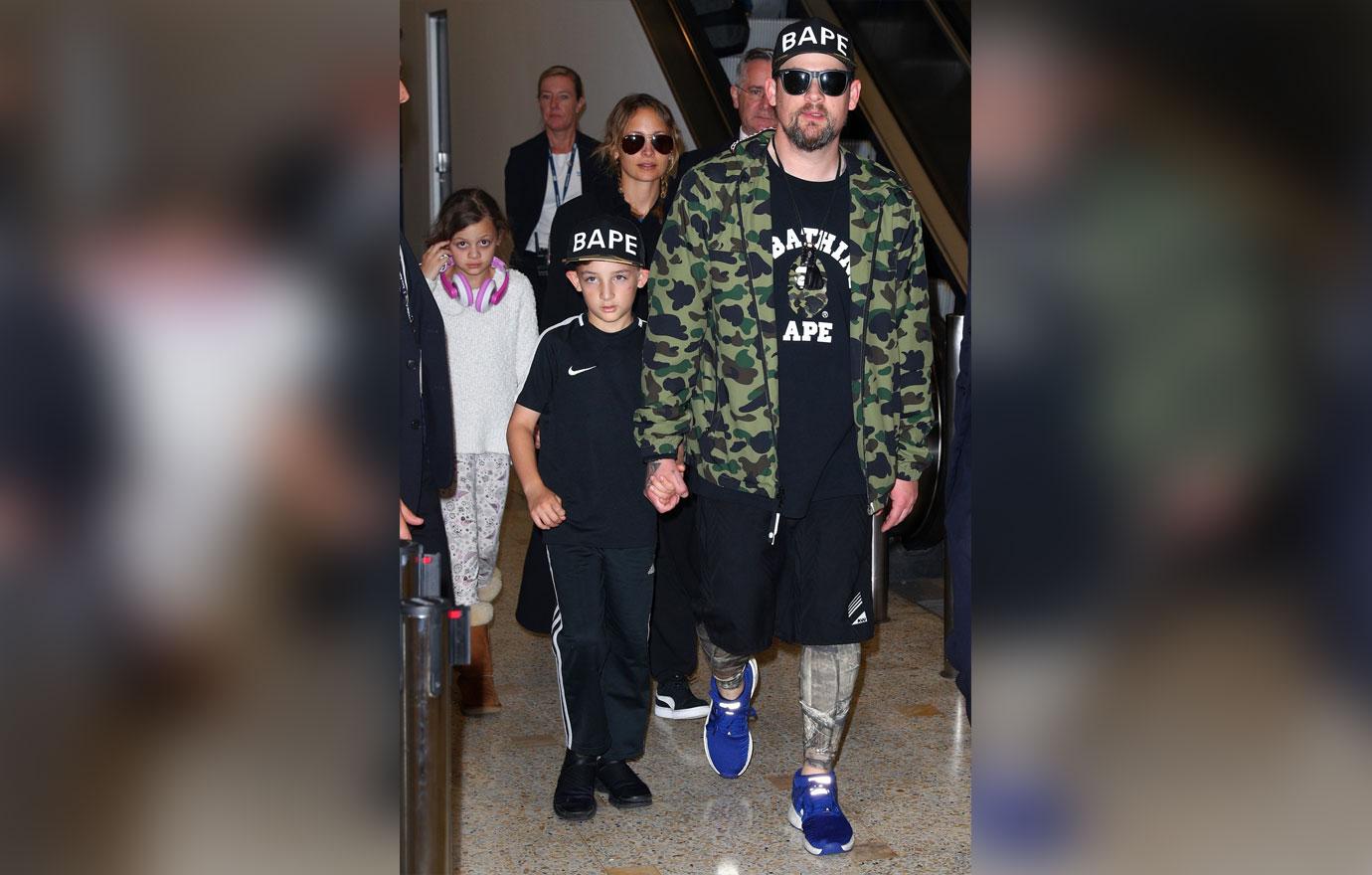 Nicole richie joel madden jetlagged sydney 3