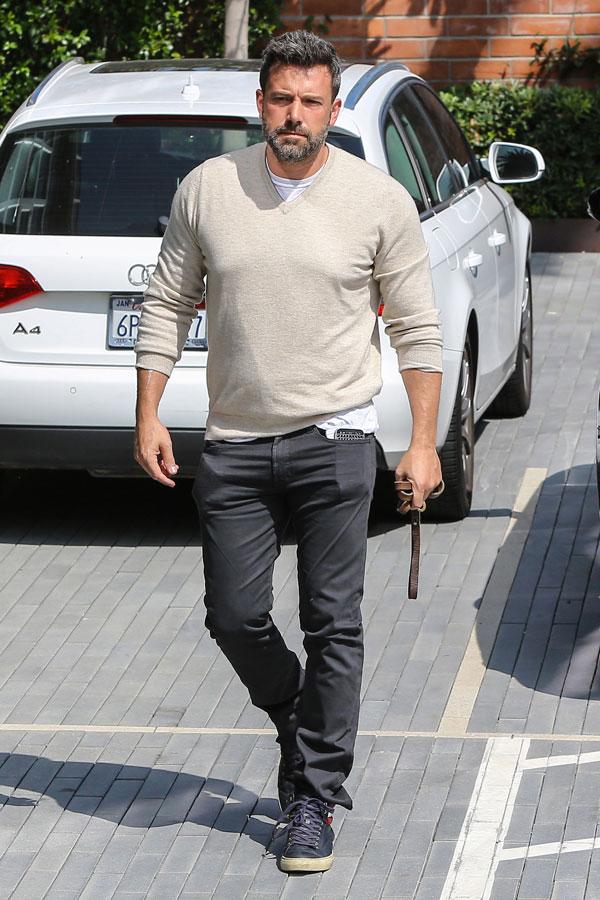 Ben affleck divorce new car midlife crisis jennifer garner 03