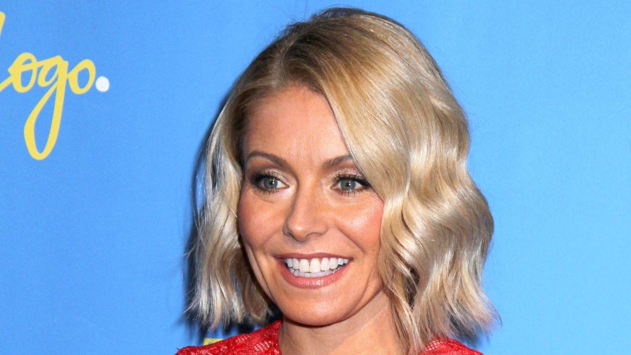 Image of Kelly Ripa discussed her recovery after undergoing gum graft surgery.