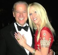 2009__11__fp_4097669_barm_salahi_whitehouse_112409 225×214.jpg