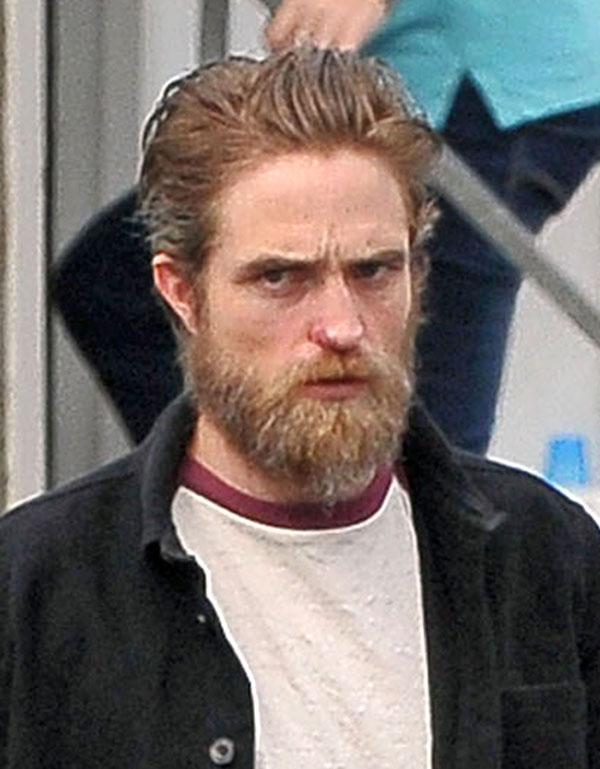 FFN_Pattinson_Hunnam_FFUK_exc_082715_51843345