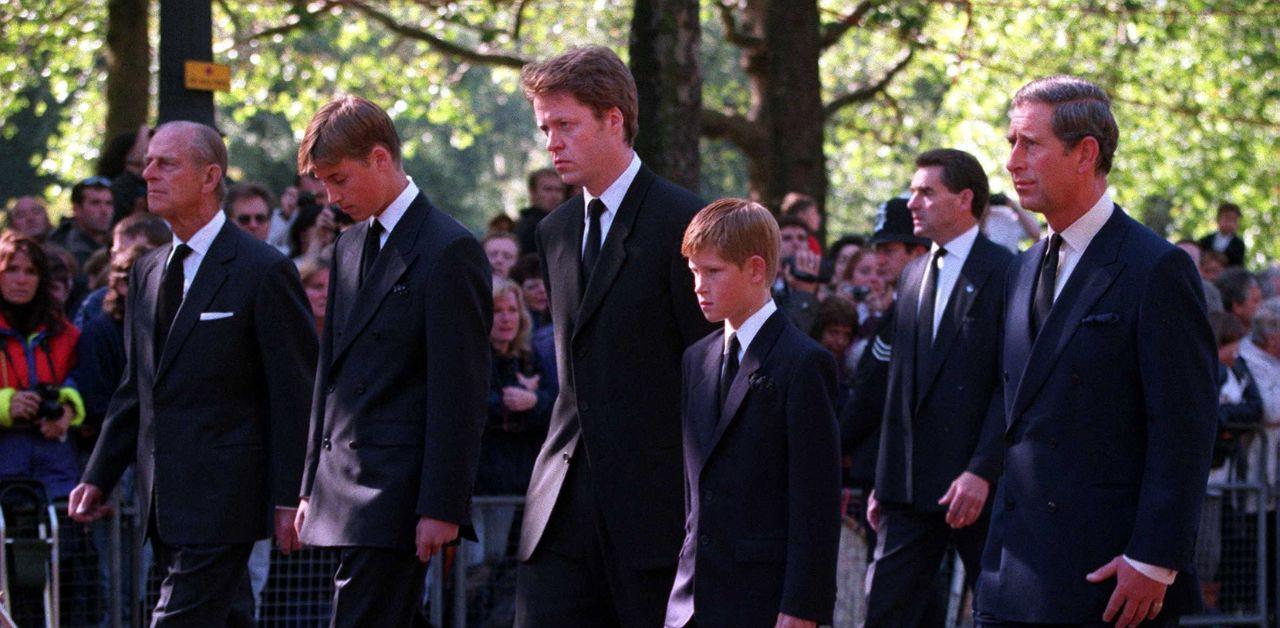 charles spencer shares childhood photo princess diana