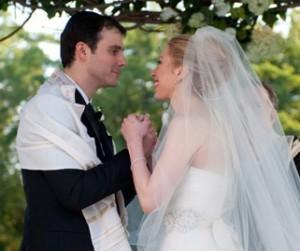 2010__08__Chelsea_Clinton_Aug2_23a 300×259.jpg