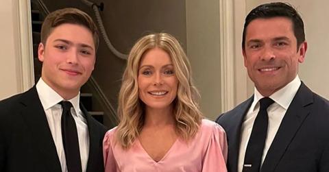 Photo of Joaquin Consuelos, Kelly Ripa and Mark Consuelos