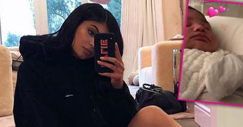 kylie jenner daughter stormi cheeks pic pp