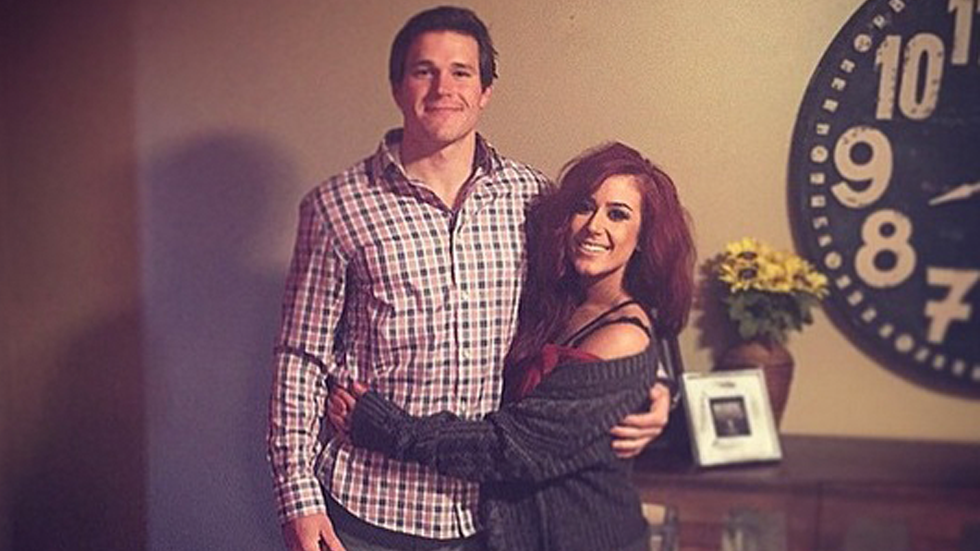 Chelsea houska cole deboer engaged 00