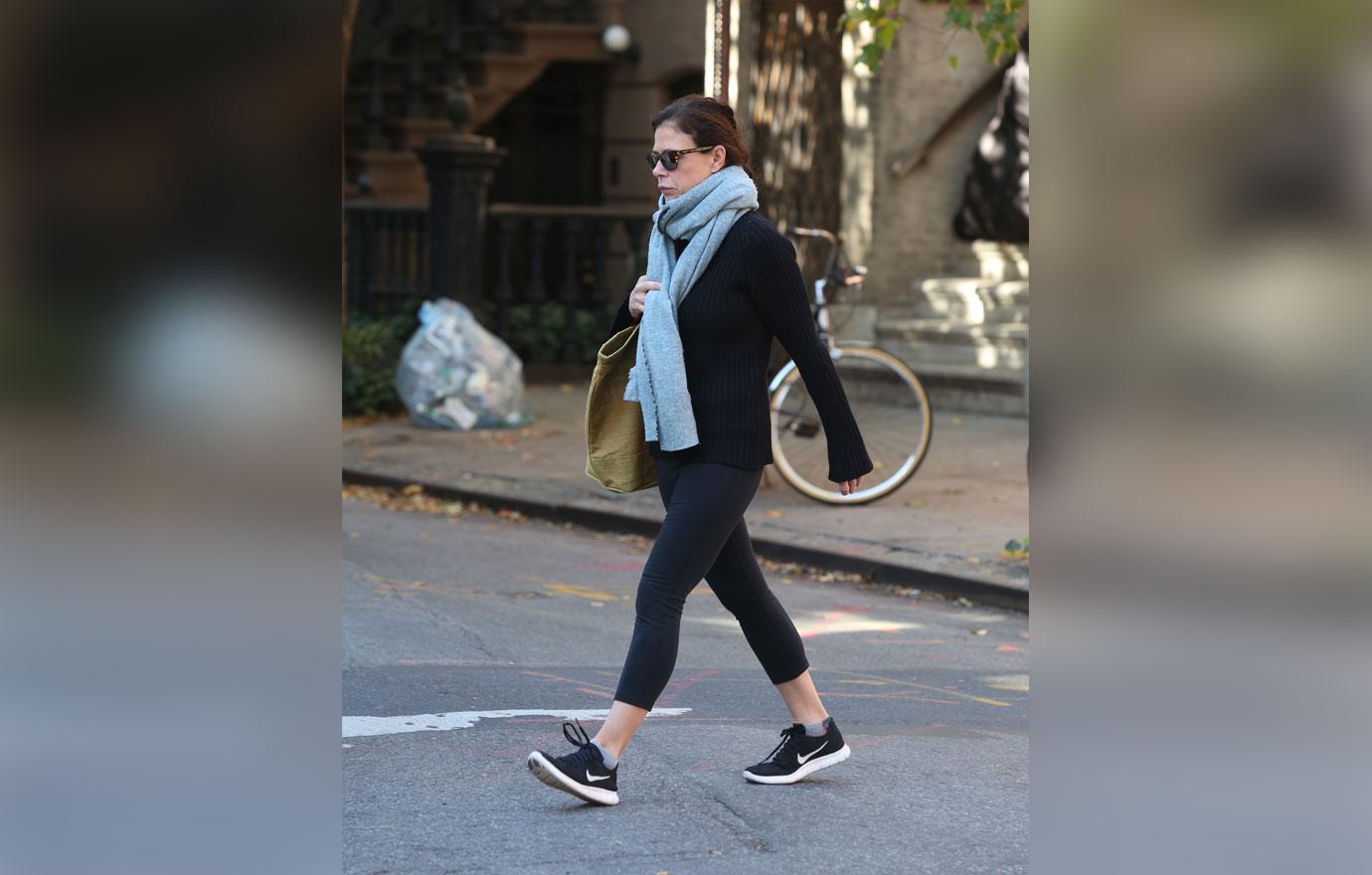 Maura tierney hospitalized bike accident 4