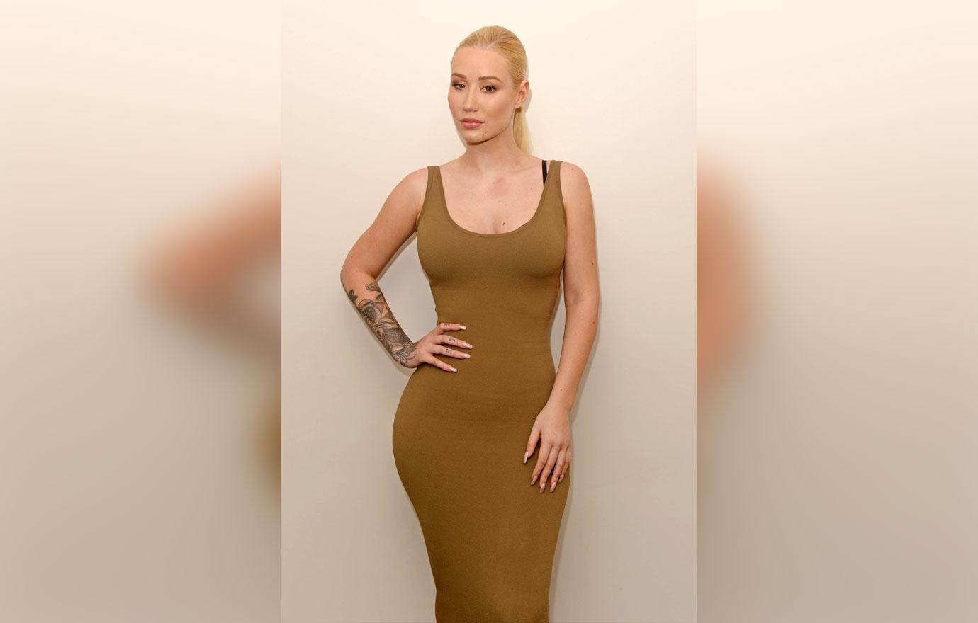 Iggy Azalea Visits Hits 97.3