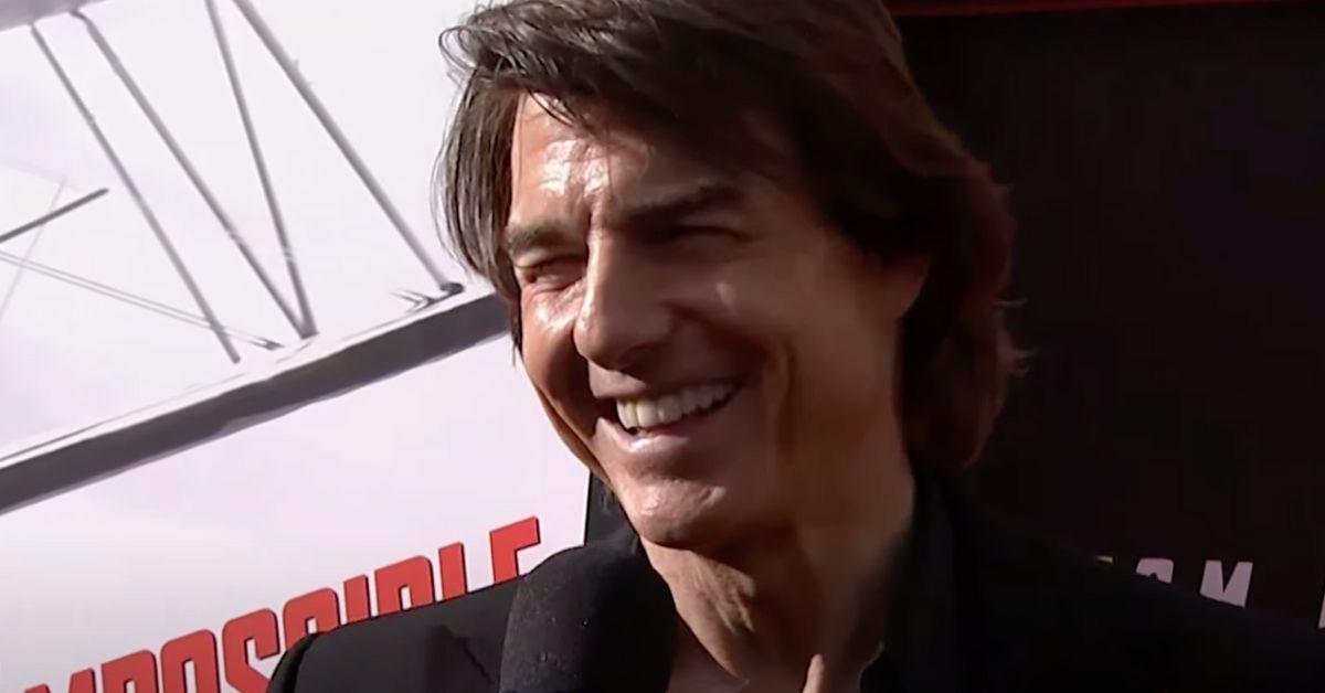 tom cruise awkwardly avoids fathers day question estrangement suri