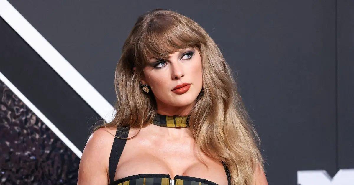 Photo of Taylor Swift thanked her 'canceled' friend for staying by her side.