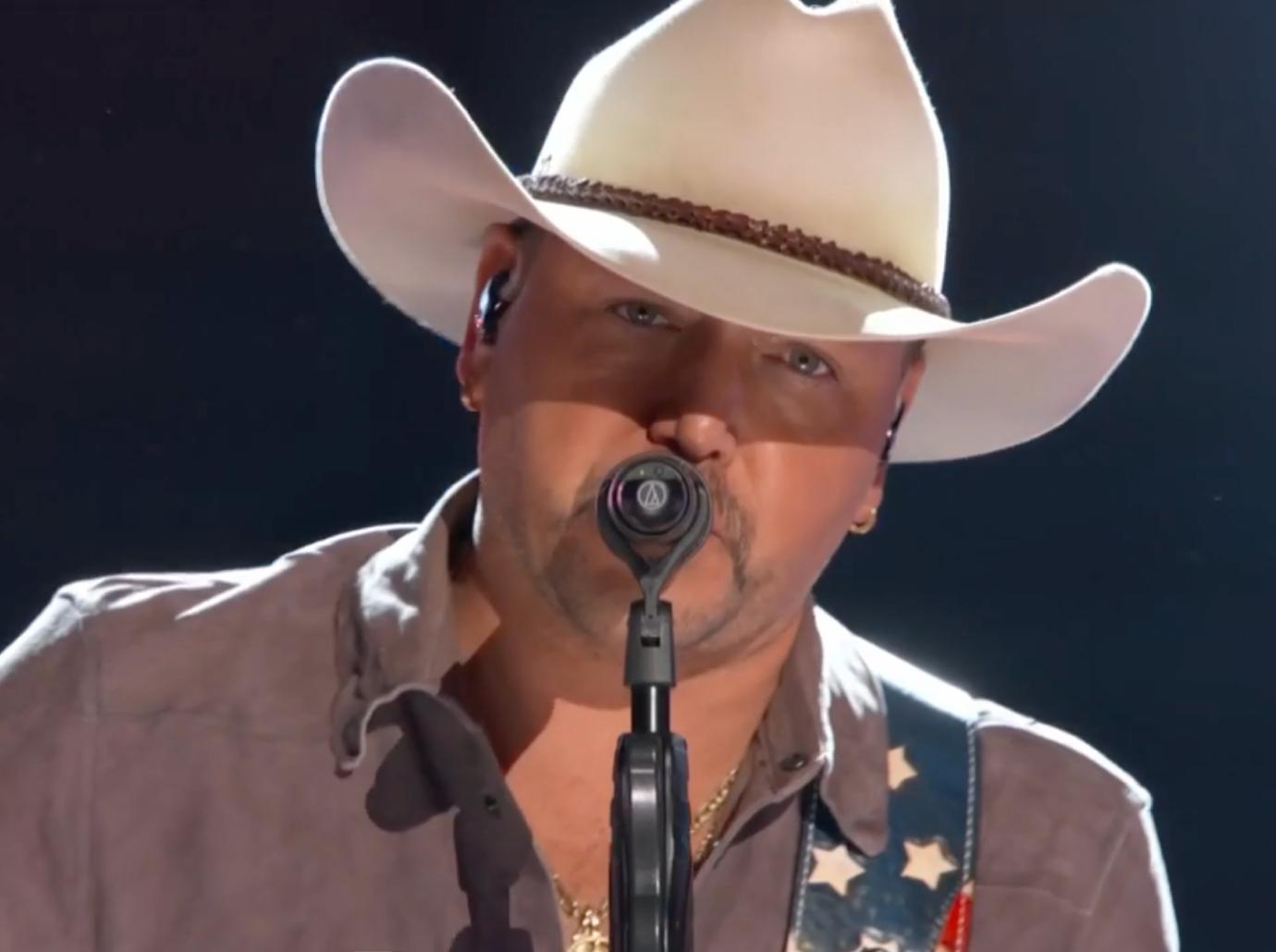 jason aldean performs cmt music awards racist song watch