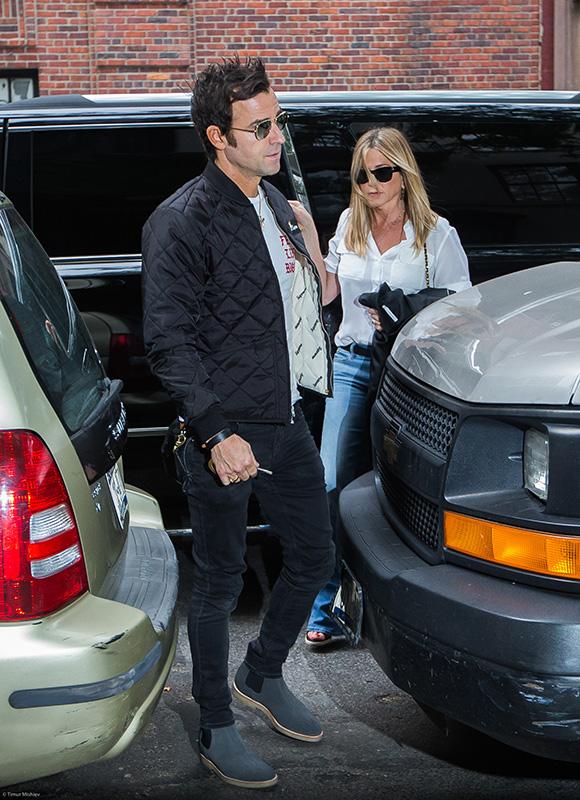 Jennifer Aniston &amp; Justin Theroux Out In New York